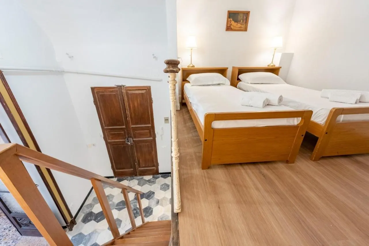 Historic Center Apartments - Happy Rentals Genoa