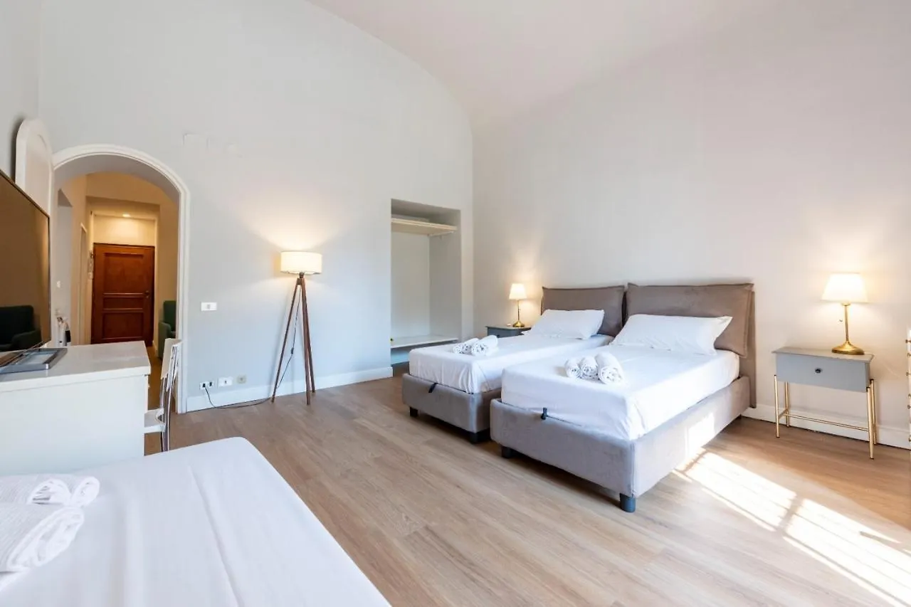 Historic Center Apartments - Happy Rentals Genoa