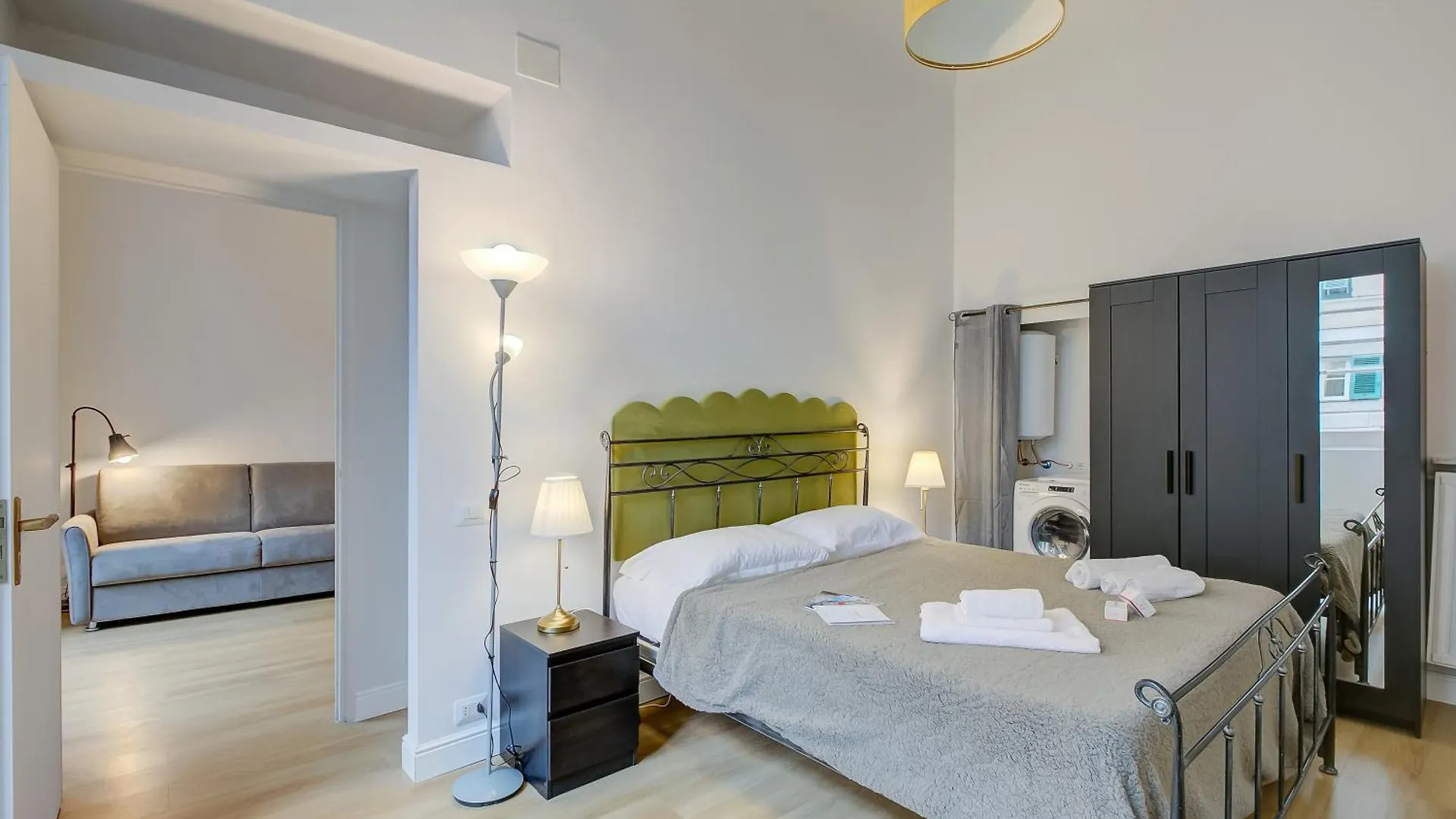Historic Center Apartments - Happy Rentals Genoa