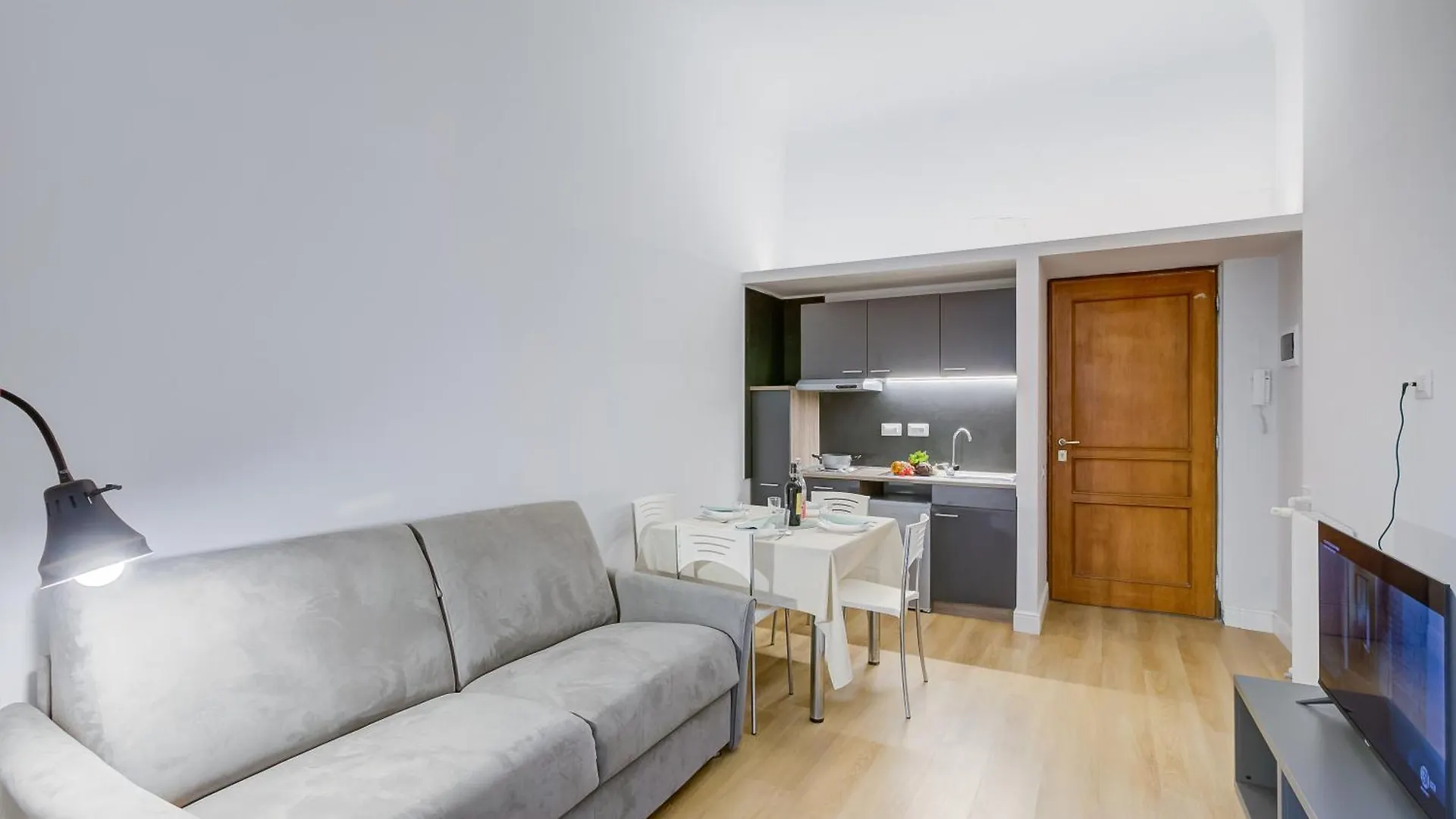 Historic Center Apartments - Happy Rentals Genoa