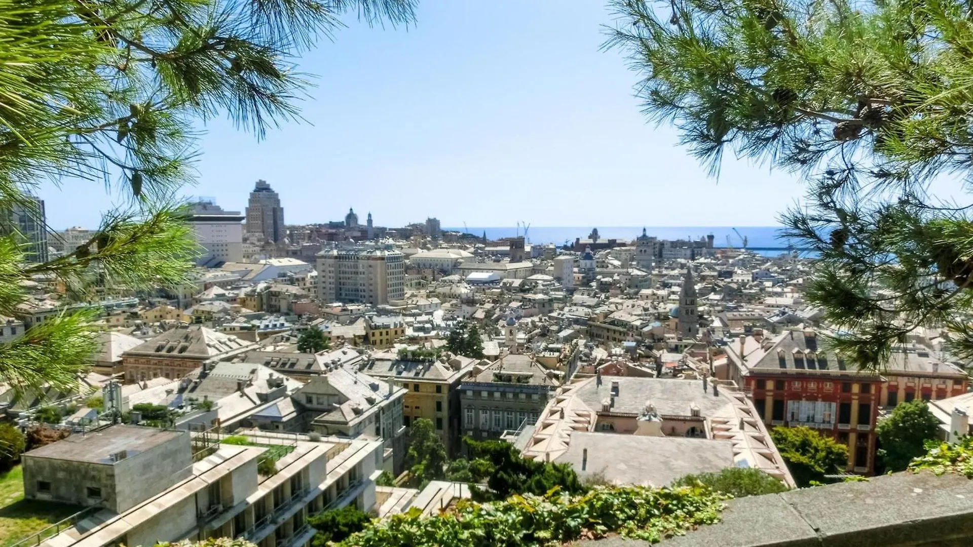 Historic Center Apartments - Happy Rentals Genoa