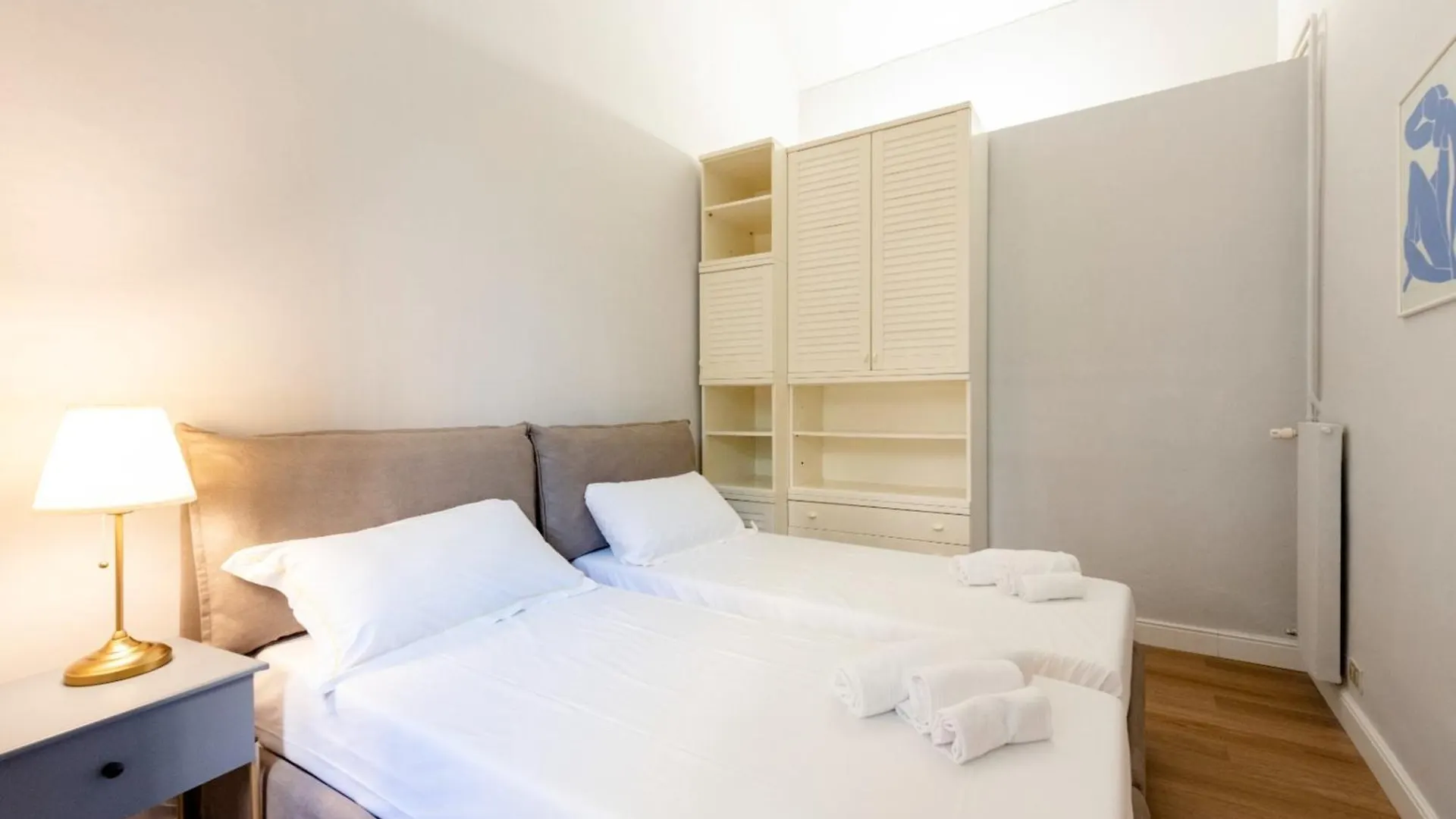 Historic Center Apartments - Happy Rentals Genoa