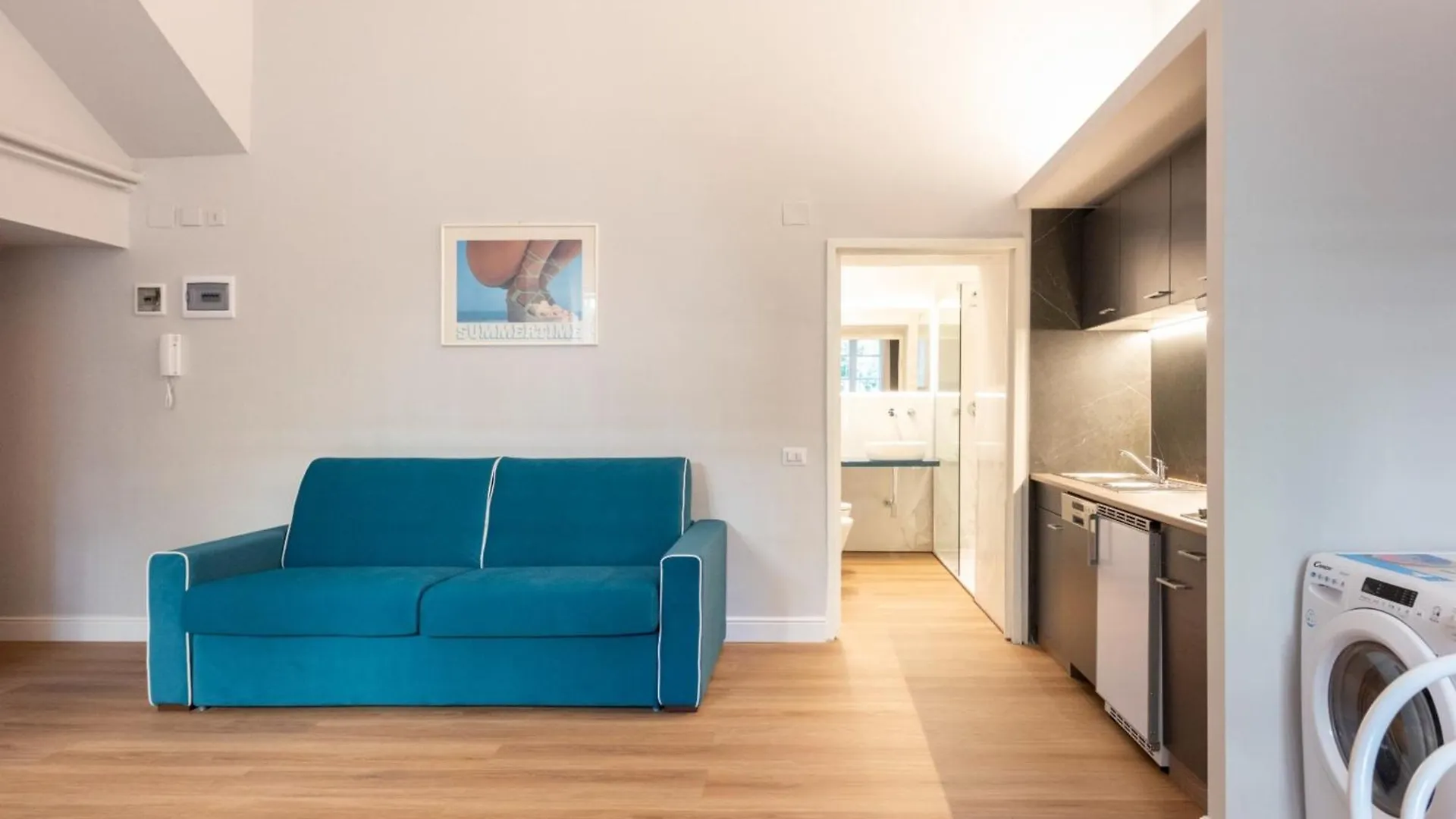 Historic Center Apartments - Happy Rentals Genoa Italy
