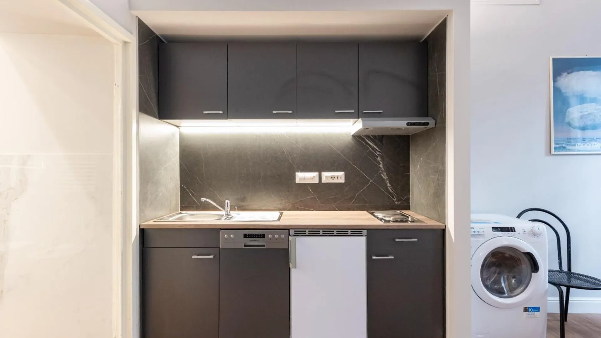 Historic Center Apartments - Happy Rentals Genoa
